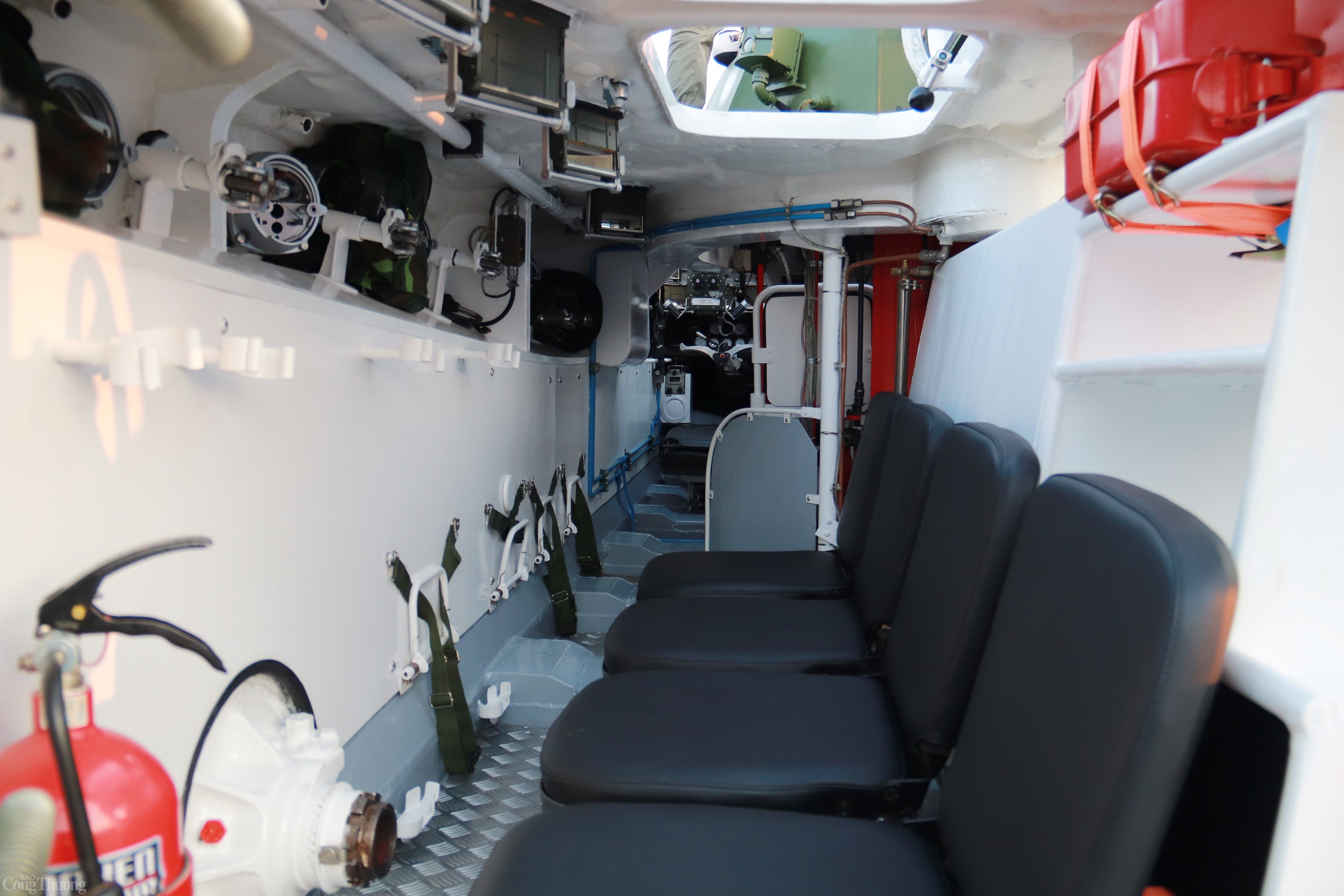 Chuyên gia quốc tế đánh giá cao xe chiến đấu bộ binh XCB-01 của Việt Nam