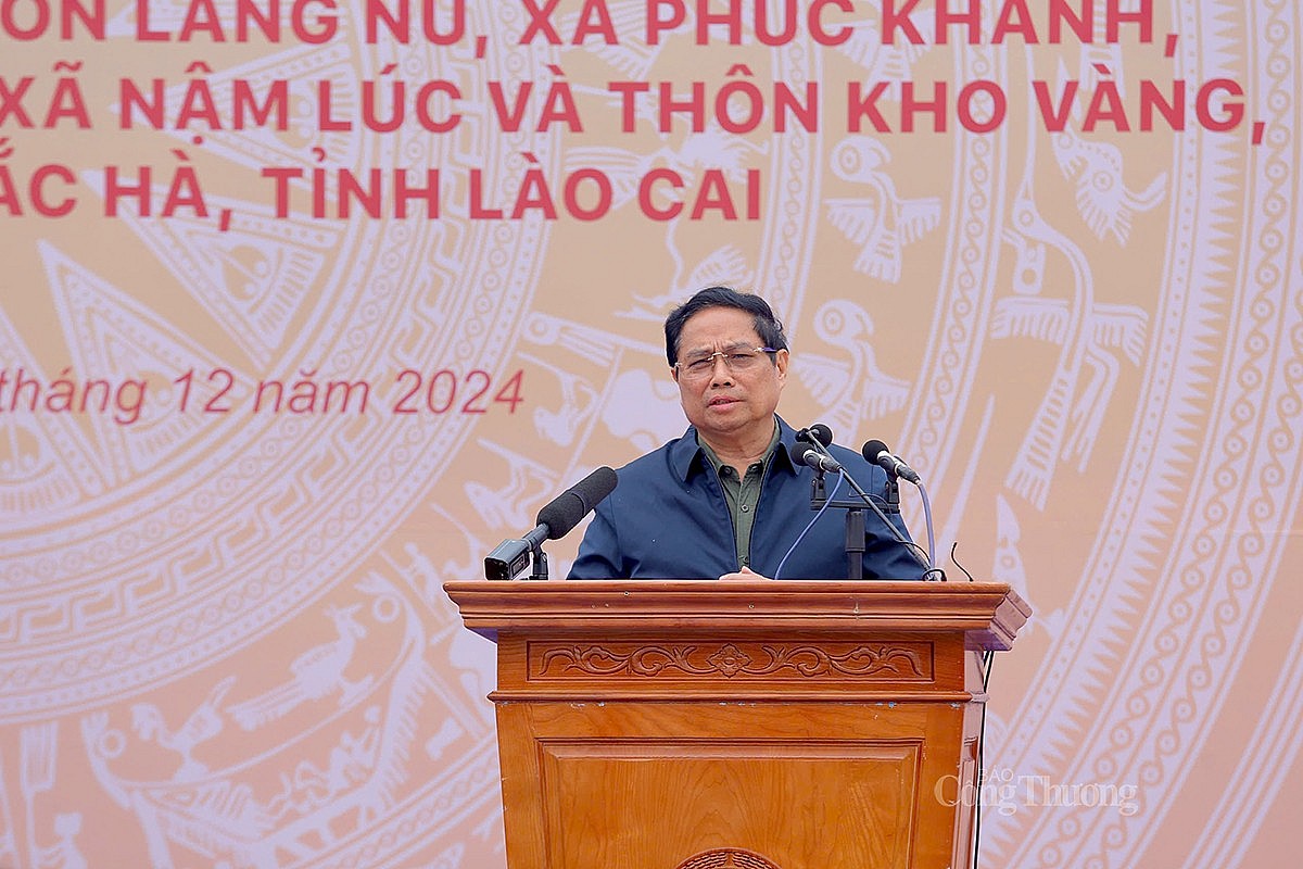 Thủ tướng dự Lễ khánh thành Dự án tái thiết khu dân cư thôn Làng Nủ Thủ tướng dự Lễ khánh thành Dự án tái thiết khu dân cư thôn Làng Nủ