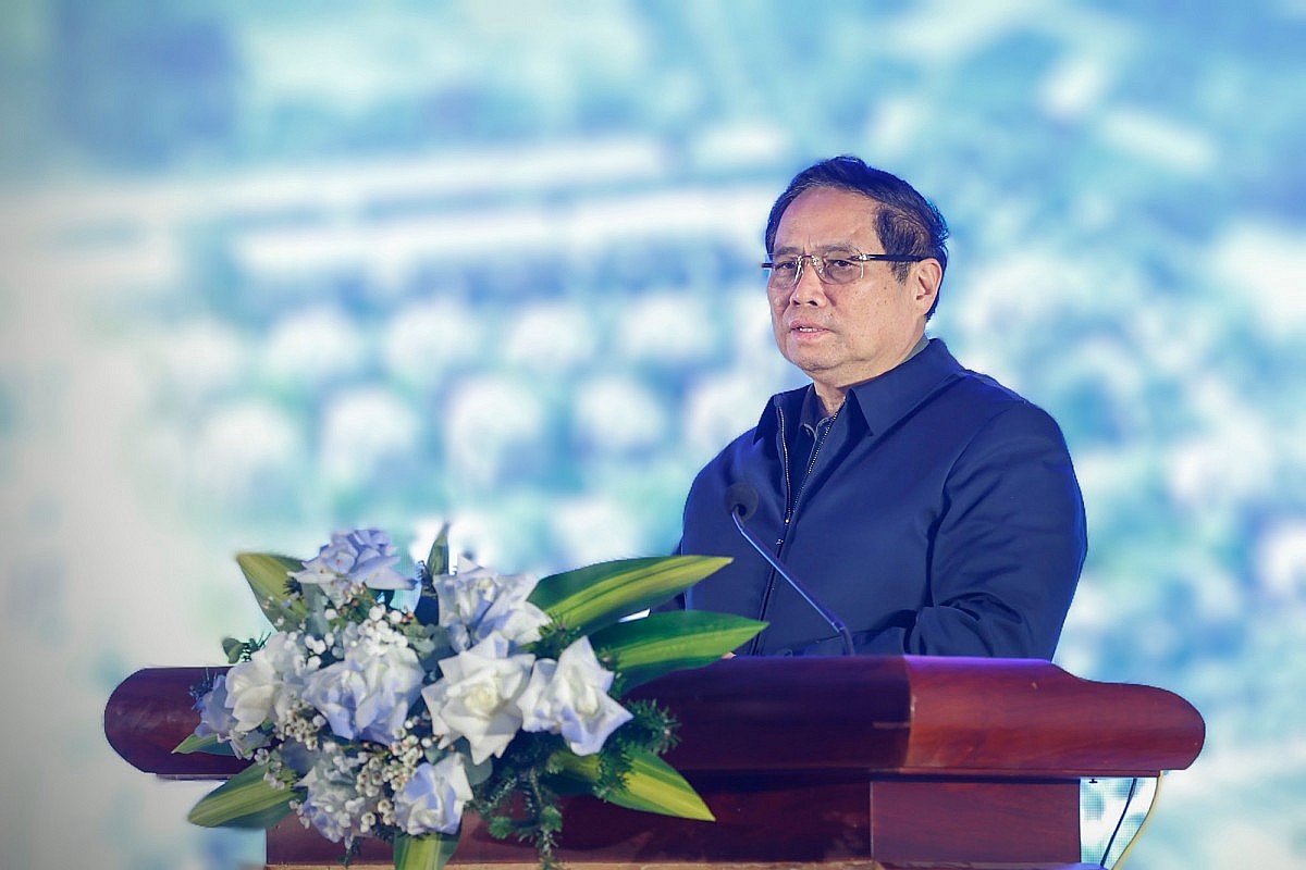 Thủ tướng Phạm Minh Chính đề nghị các lực lượng, cơ quan, đơn vị nđã nói là làm, đã cam kết phải thực hiện, đã làm, đã thực hiện thì phải có sản phẩm, hiệu quả cụ thể, góp phần phát triển đất nước, mang lại cuộc sống ngày càng ấm no, hạnh phúc cho nhân dân - Ảnh: VGP/Nhật Bắc Thủ tướng Phạm Minh Chính đề nghị các lực lượng, cơ quan, đơn vị nđã nói là làm, đã cam kết phải thực hiện, đã làm, đã thực hiện thì phải có sản phẩm, hiệu quả cụ thể, góp phần phát triển đất nước, mang lại cuộc sống ngày càng ấm no, hạnh phúc cho nhân dân - Ảnh: VGP/Nhật Bắc