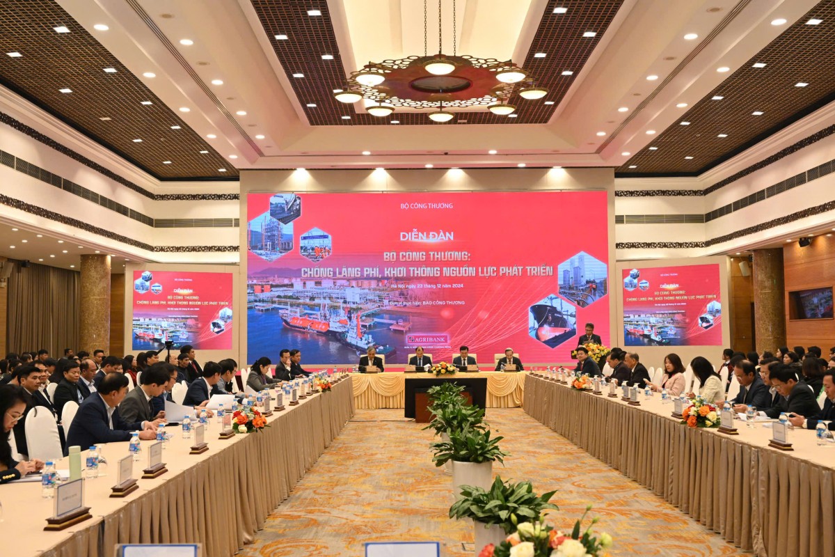 Nguyễn Minh Phong - Phan Đức Hiếu Nguyễn Minh Phong - Phan Đức Hiếu