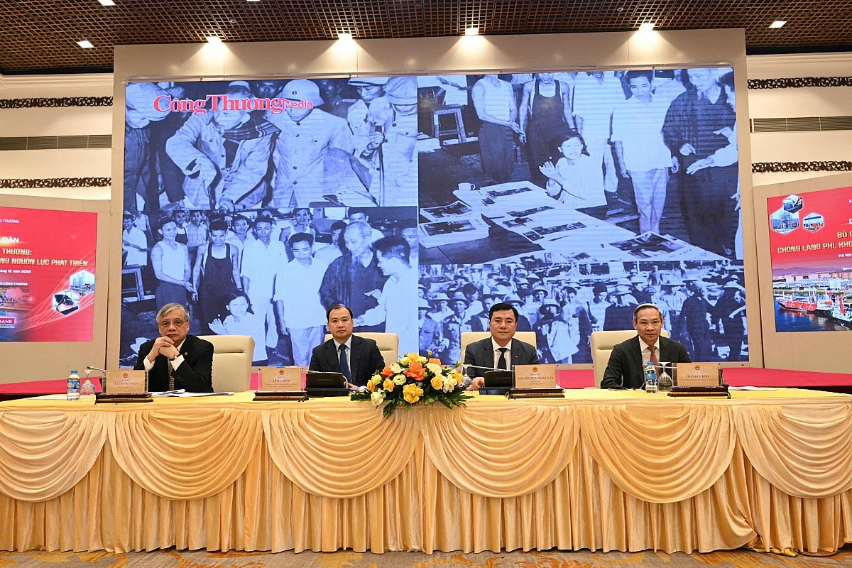 Đang diễn ra Diễn đàn Bộ Công Thương: Chống lãng phí, khơi thông nguồn lực phát triển Đang diễn ra Diễn đàn Bộ Công Thương: Chống lãng phí, khơi thông nguồn lực phát triển