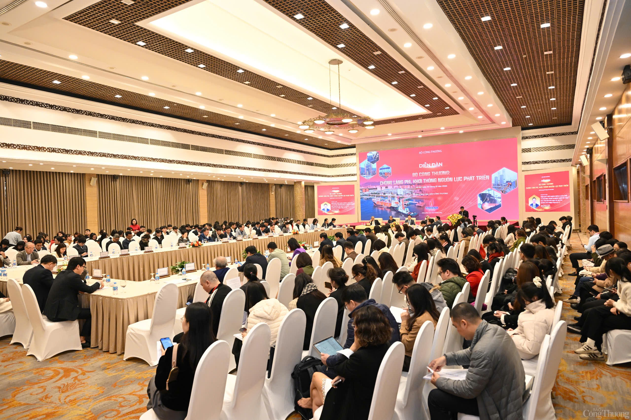 Ngành Công Thương chủ động nhận diện điểm nghẽn, tạo đột phá trong hoàn thiện thể chế, chính sách góp phần chống lãng phí Ngành Công Thương chủ động nhận diện điểm nghẽn, tạo đột phá trong hoàn thiện thể chế, chính sách góp phần chống lãng phí