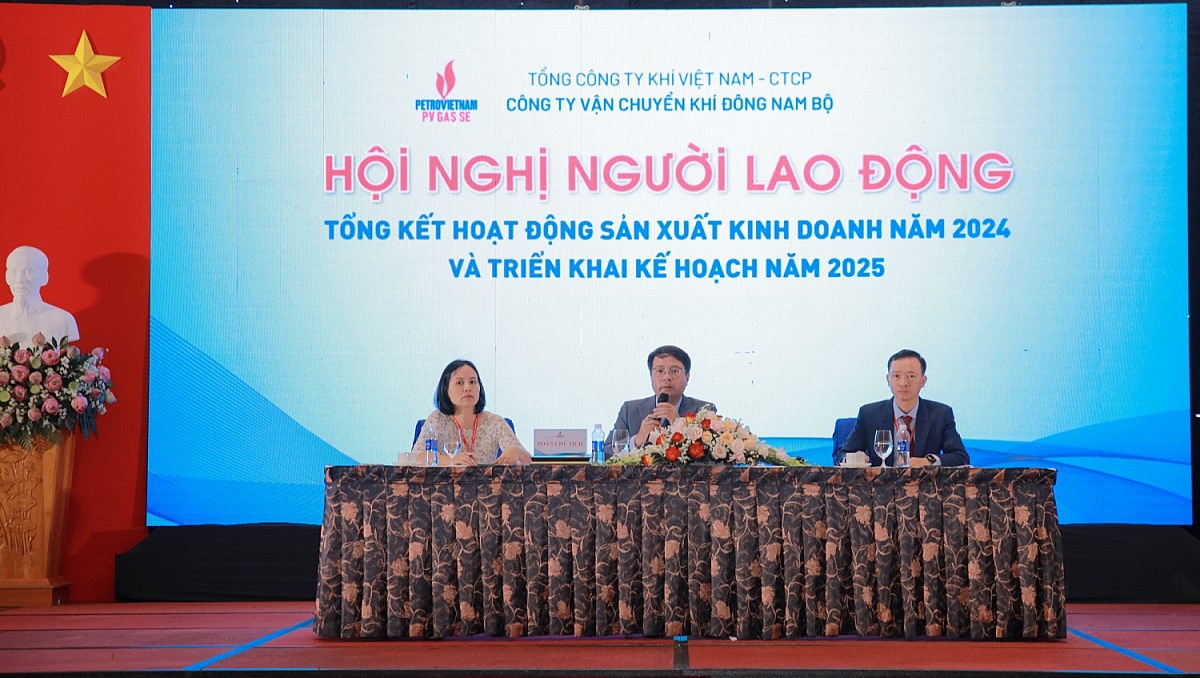 Đoàn chủ tịch điều hành Hội nghị NLĐ PV GAS SE năm 2024 Đoàn chủ tịch điều hành Hội nghị NLĐ PV GAS SE năm 2024