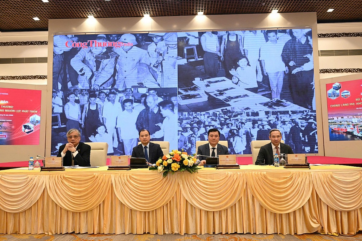 Toàn cảnh Diễn đàn Bộ Công Thương chống lãng phí, khơi thông nguồn lực Toàn cảnh Diễn đàn Bộ Công Thương chống lãng phí, khơi thông nguồn lực