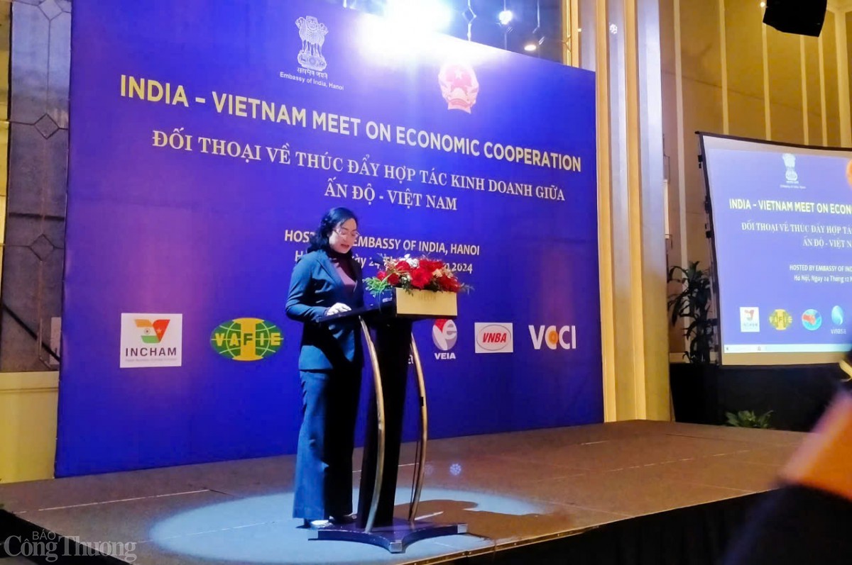 Thứ trưởng Bộ Công Thương Phan Thị Thắng phát biểu tại sự kiện. Ảnh: NH Thứ trưởng Bộ Công Thương Phan Thị Thắng phát biểu tại sự kiện. Ảnh: NH