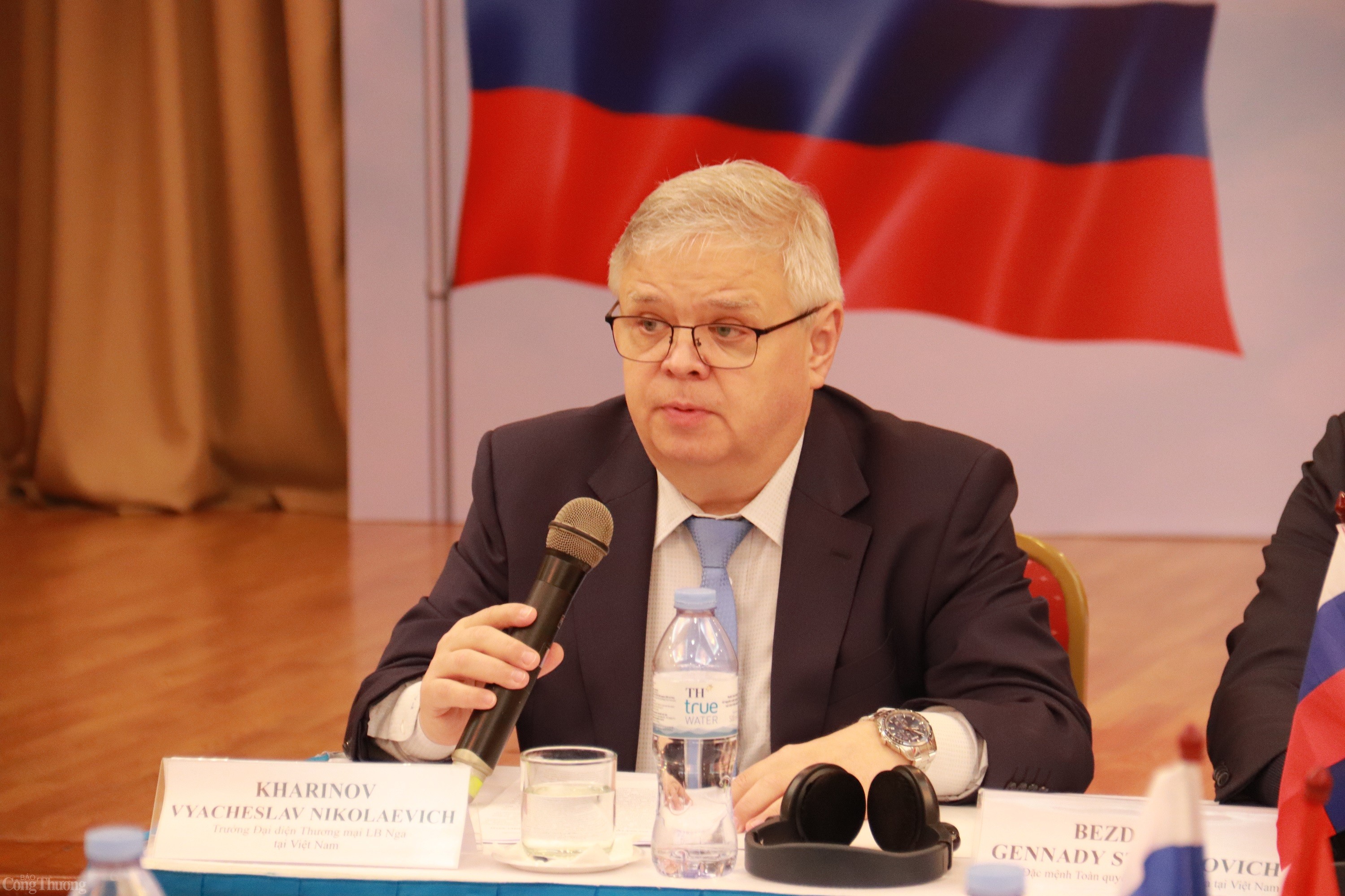 Trường đại diện thương mại Nga tại Việt Nam Viacheslav Kharinov Trường đại diện thương mại Nga tại Việt Nam Viacheslav Kharinov