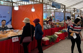 180 gian hàng tham gia Phiên chợ đặc sản, thủ công mỹ nghệ, OCOP