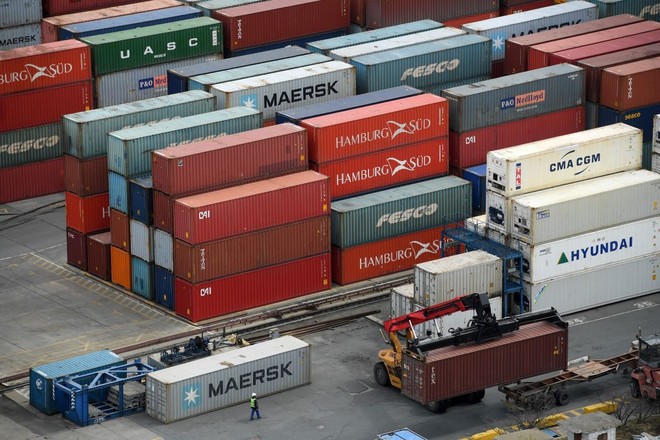 Cảng hàng hóa Vladivostok ở vùng Viễn Đông của Nga. (Ảnh: AFP) Cảng hàng hóa Vladivostok ở vùng Viễn Đông của Nga. (Ảnh: AFP)