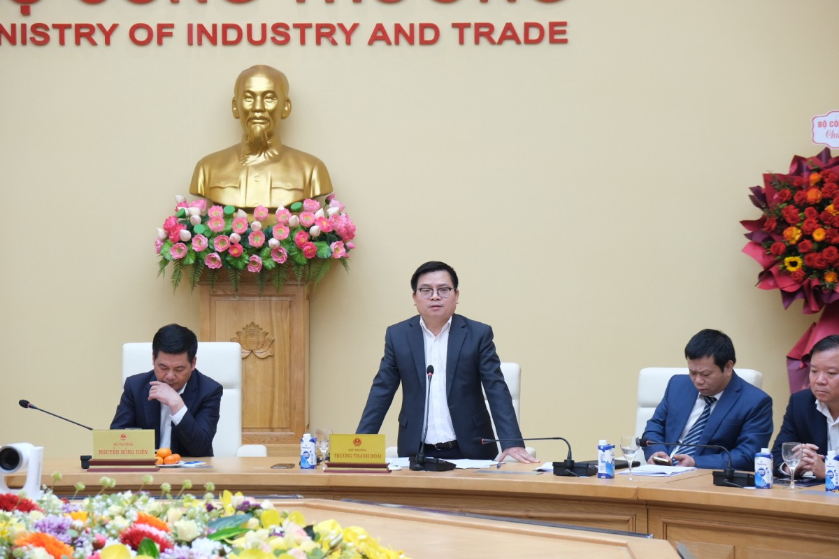 Dồn lực xây dựng, hoàn thiện chính sách phát triển công nghiệp Dồn lực xây dựng, hoàn thiện chính sách phát triển công nghiệp