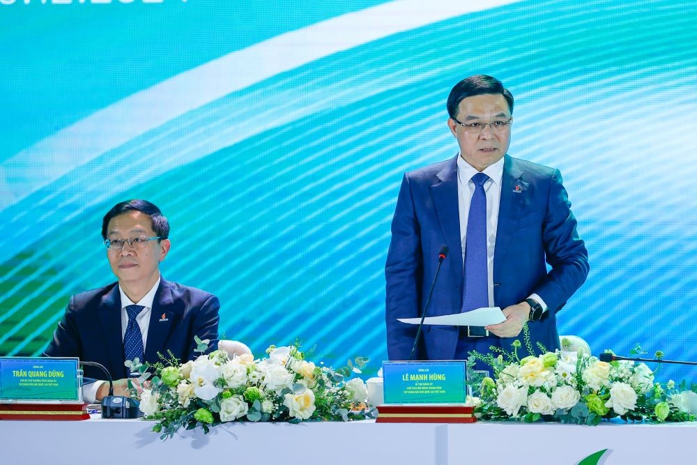 Chủ tịch Petrovietnam Lê Mạnh Hùng phát biểu Chủ tịch Petrovietnam Lê Mạnh Hùng phát biểu