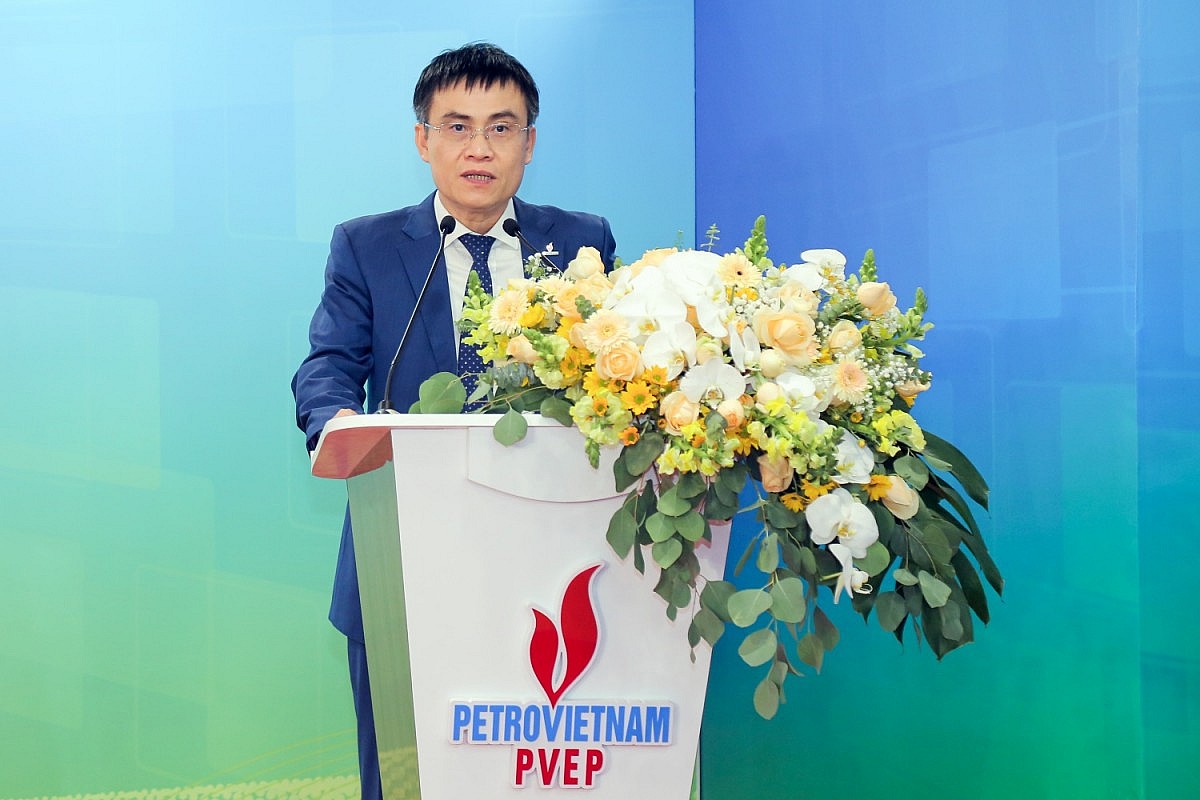 Đồng chí Trương Quốc Lâm phát biểu nhận nhiệm vụ mới Đồng chí Trương Quốc Lâm phát biểu nhận nhiệm vụ mới