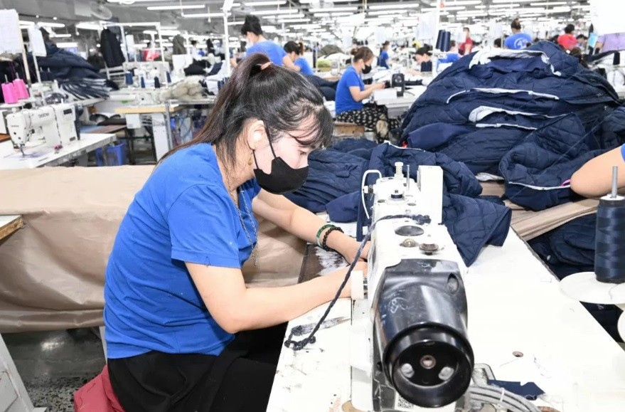 Công ty may mặc trên địa bàn Thái Nguyên có sản phẩm xuất khẩu vào thị trường CPTPP. Ảnh: Cấn Dũng Công ty may mặc trên địa bàn Thái Nguyên có sản phẩm xuất khẩu vào thị trường CPTPP. Ảnh: Cấn Dũng