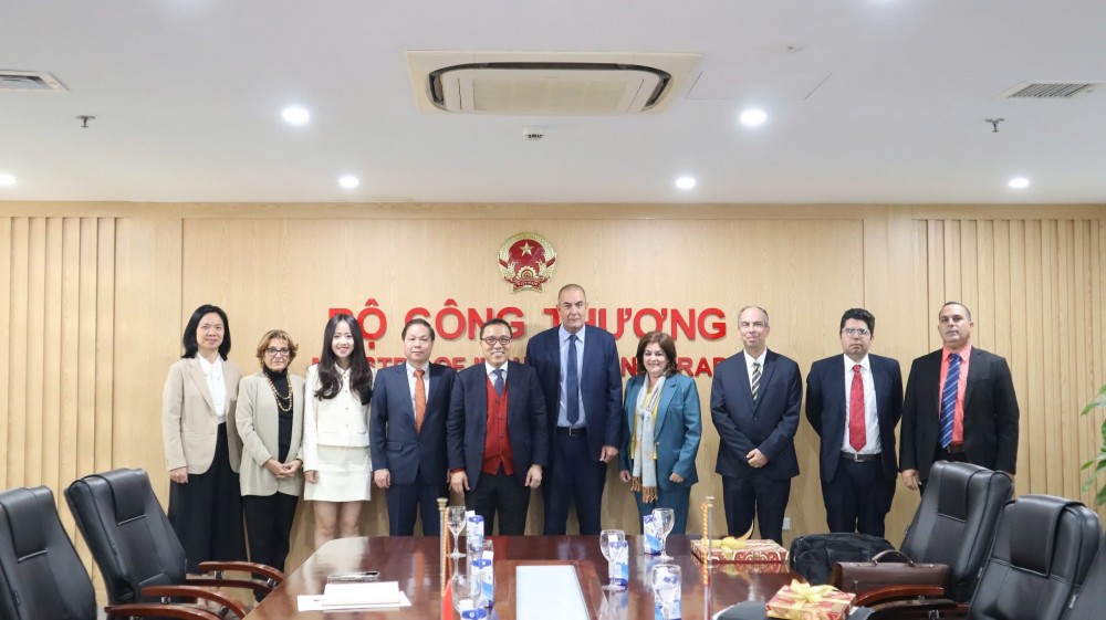 Tổng quan về Thương vụ Việt Nam tại Cuba Tổng quan về Thương vụ Việt Nam tại Cuba