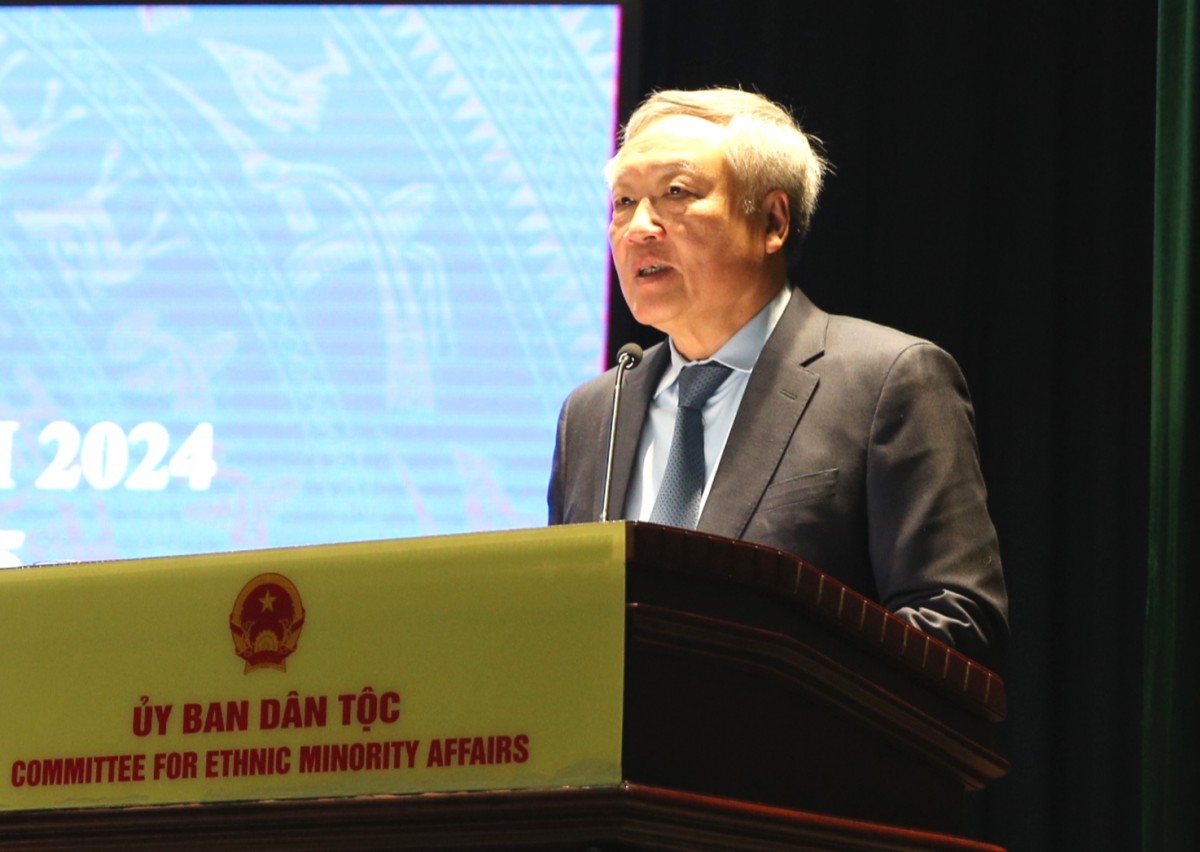 Phó Thủ tướng Thường trực Chính phủ Nguyễn Hòa Bình Phó Thủ tướng Thường trực Chính phủ Nguyễn Hòa Bình