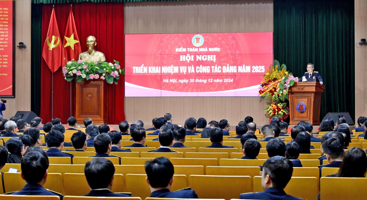 Quang cảnh hội nghị Quang cảnh hội nghị