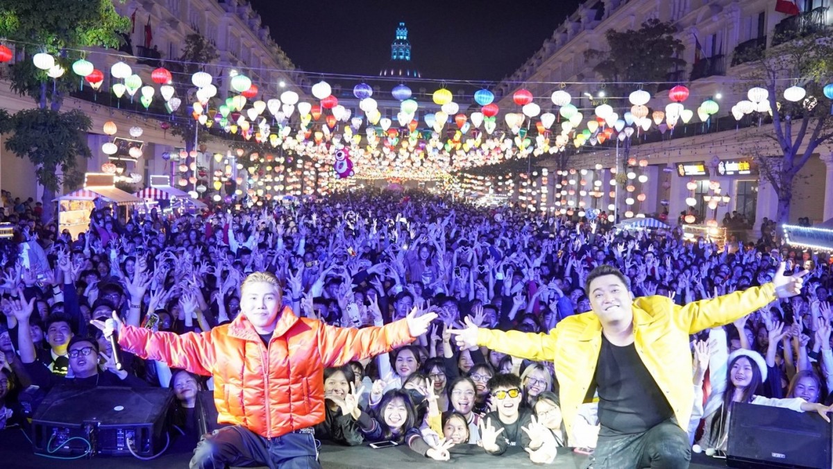 Sự kiện tại Danko City thu hút hàng nghìn khách tới tham dự Sự kiện tại Danko City thu hút hàng nghìn khách tới tham dự