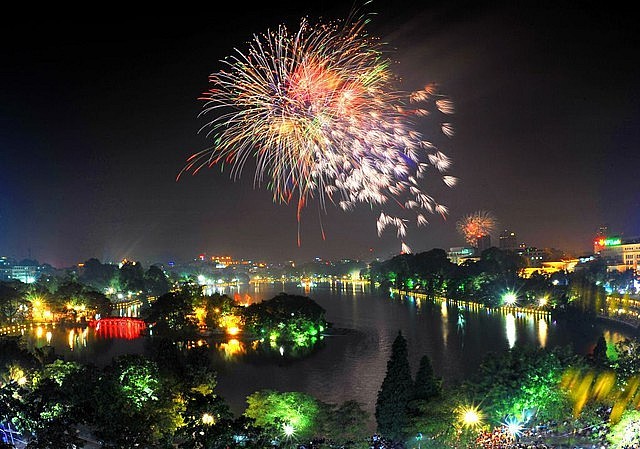 Chi tiết các địa điểm bắn pháo hoa Tết Nguyên đán Ất Tỵ 2025 tại Hà Nội