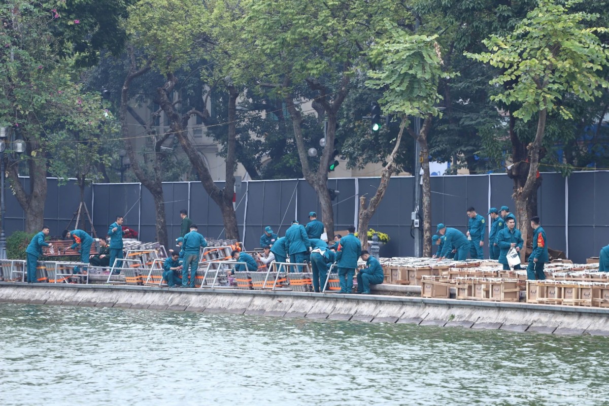 Hà Nội: Trận địa pháo hoa sẵn sàng đón Giao thừa 2025