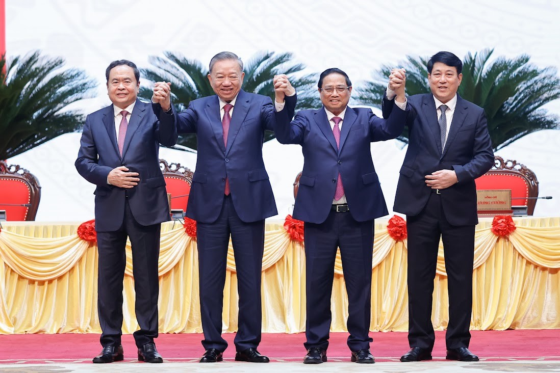 Từng cấp, từng ngành, mỗi cơ quan, đơn vị, doanh nghiệp, từng người dân Việt Nam cần phát huy cao độ tinh thần đoàn kết, chung sức, đồng lòng, quán triệt và thực hiện hiệu quả phương châm