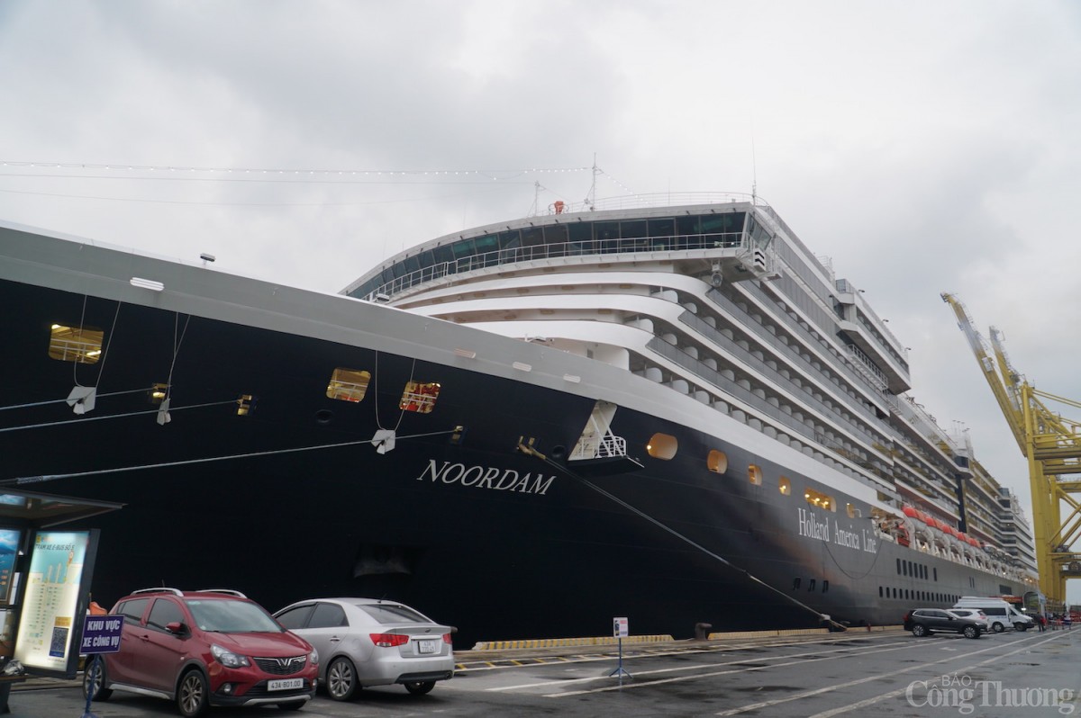 Du thuyền Noordam Du thuyền Noordam