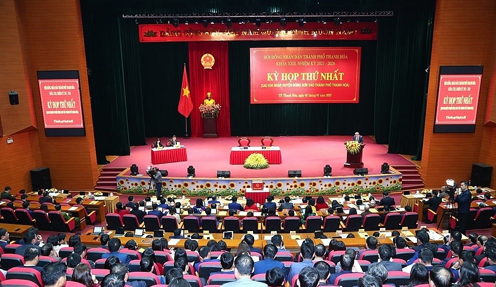 Nhập Đảng bộ huyện Đông Sơn vào Đảng bộ TP. Thanh Hóa