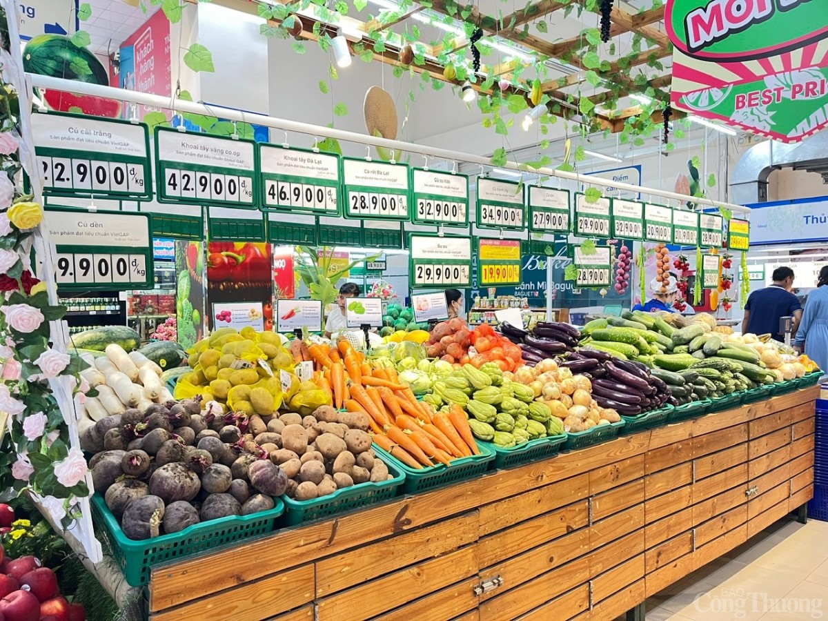 Hàng Việt Nam chiếm 90% tại siêu thị Co.opmart Quảng Bình 