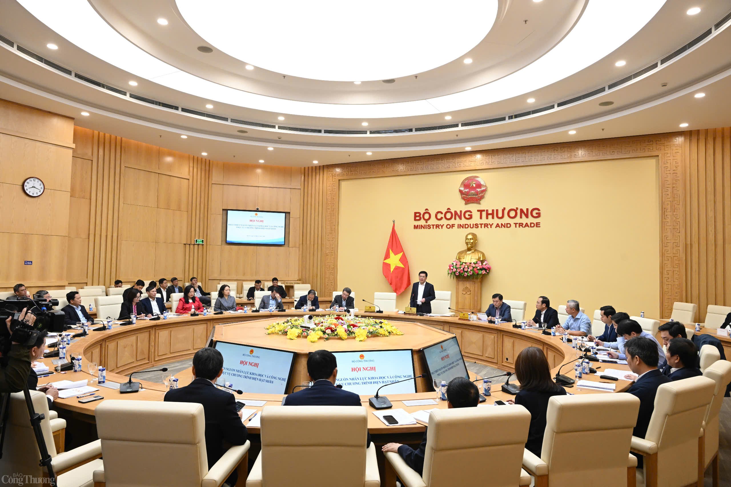 Chùm ảnh: Hội nghị ‘Phát triển nguồn nhân lực khoa học