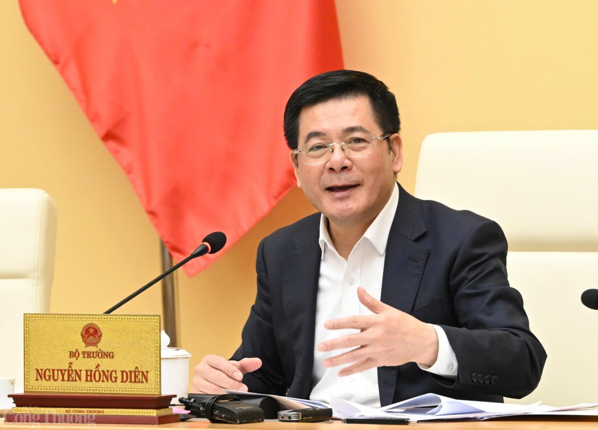 Bộ trưởng Nguyễn Hồng Diên: Điện hạt nhân là xu thế tất yếu Bộ trưởng Nguyễn Hồng Diên: Điện hạt nhân là xu thế tất yếu