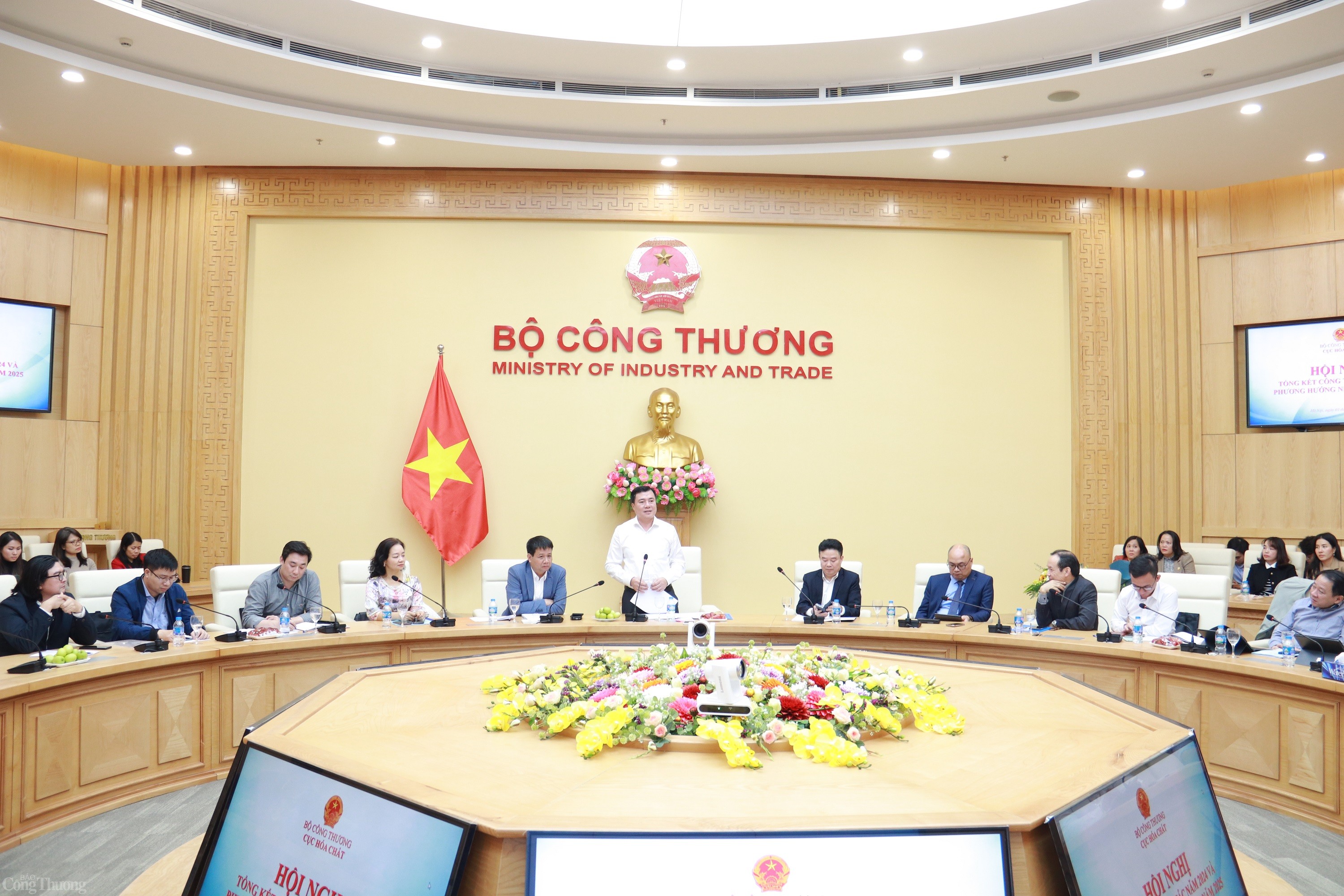 Thứ trưởng Nguyễn Sinh Nhật Tân: 2024 là năm ‘bội thu’ về Thứ trưởng Nguyễn Sinh Nhật Tân: 2024 là năm ‘bội thu’ về