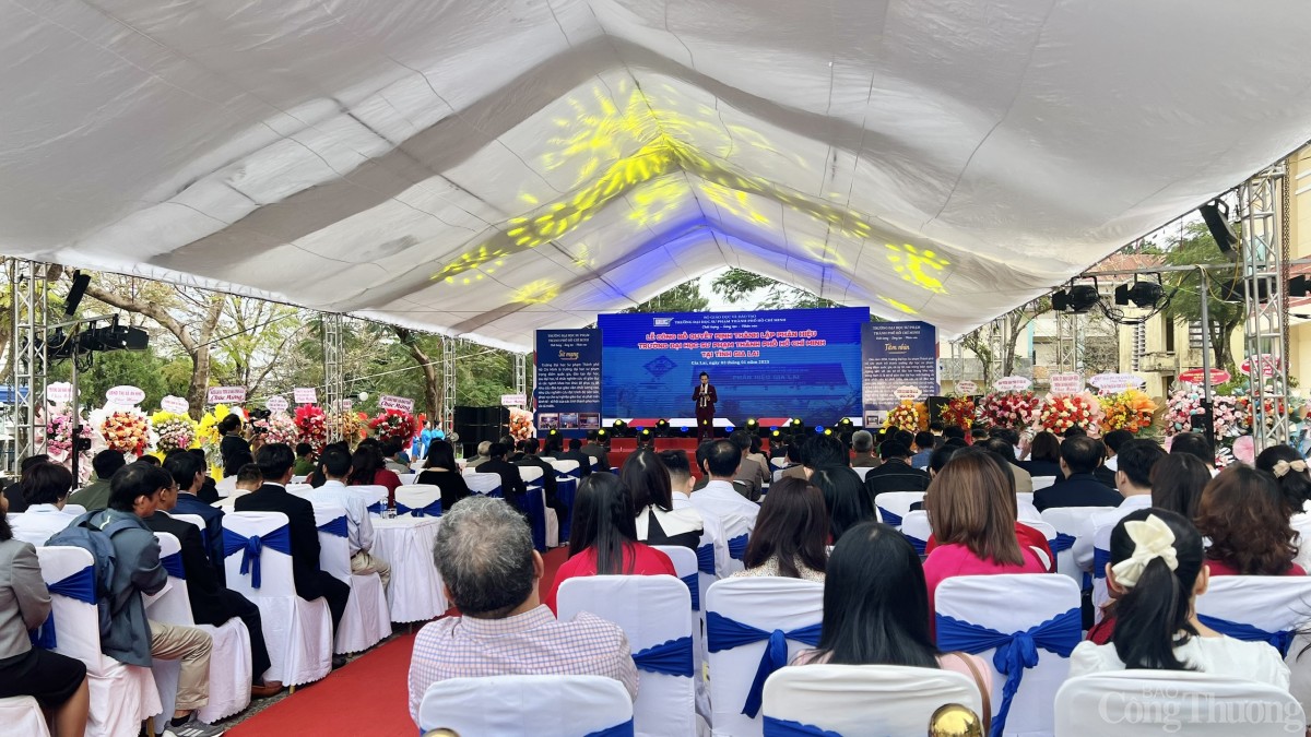 Đại học Sư phạm TP HCM mở phân hiệu Gia Lai Đại học Sư phạm TP HCM mở phân hiệu Gia Lai