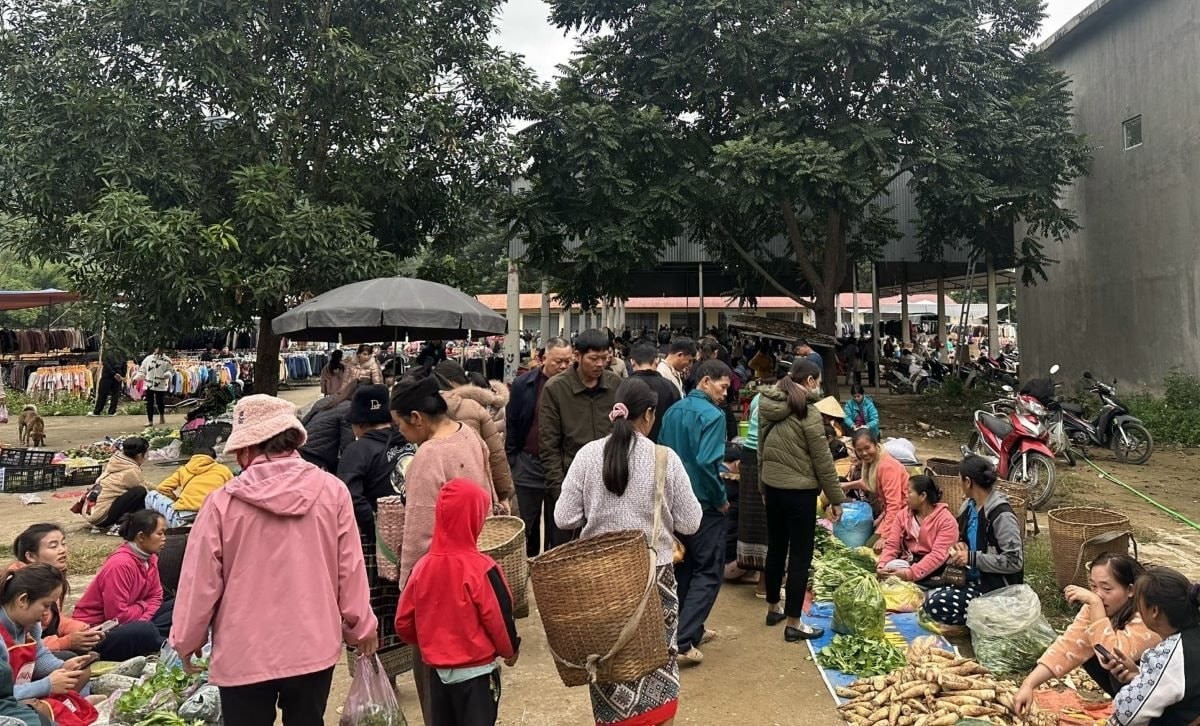 biên giới thanh hóa hủa phăn