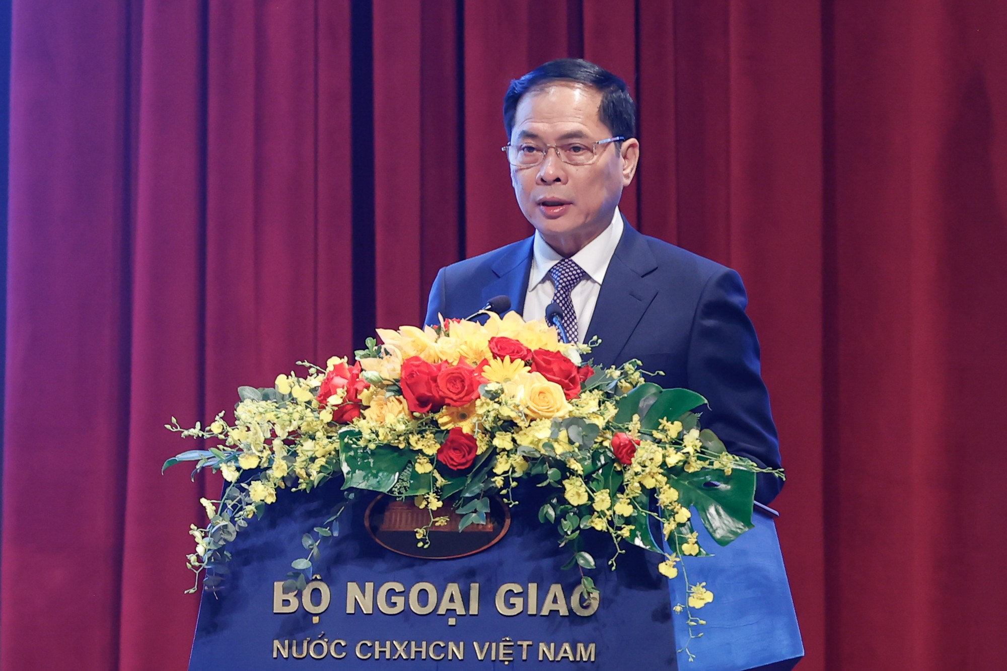 Thủ tướng chỉ đạo ngành Ngoại giao triển khai nhiệm vụ 2025