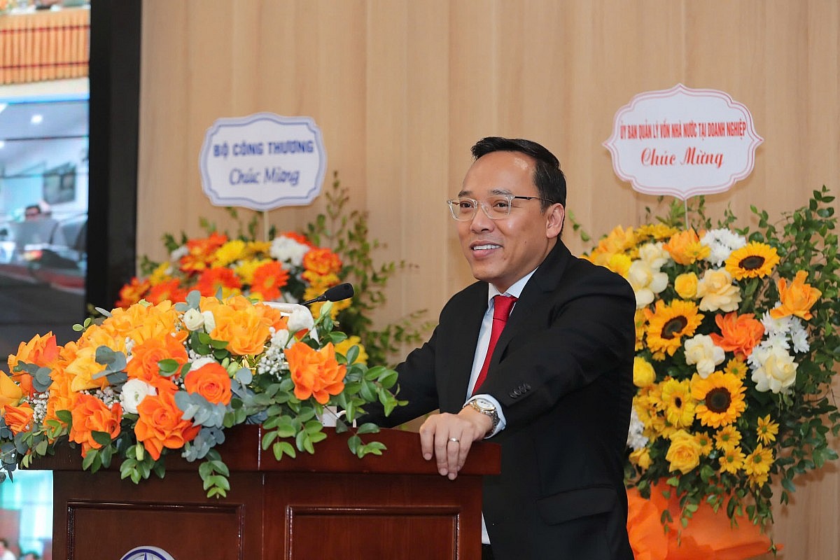 Năm 2025: Ưu tiên đảm bảo điện, đẩy nhanh tiến độ nguồn Năm 2025: Ưu tiên đảm bảo điện, đẩy nhanh tiến độ nguồn