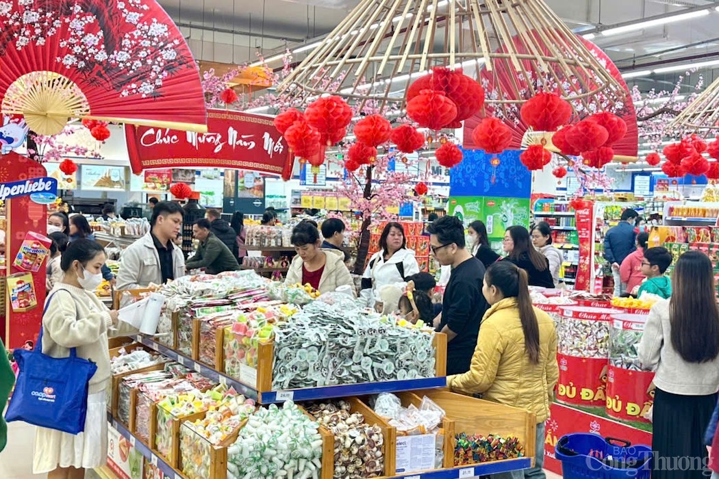 Thị trường hàng hóa Tết tại TP. Đà Nẵng bắt đầu sôi động Thị trường hàng hóa Tết tại TP. Đà Nẵng bắt đầu sôi động