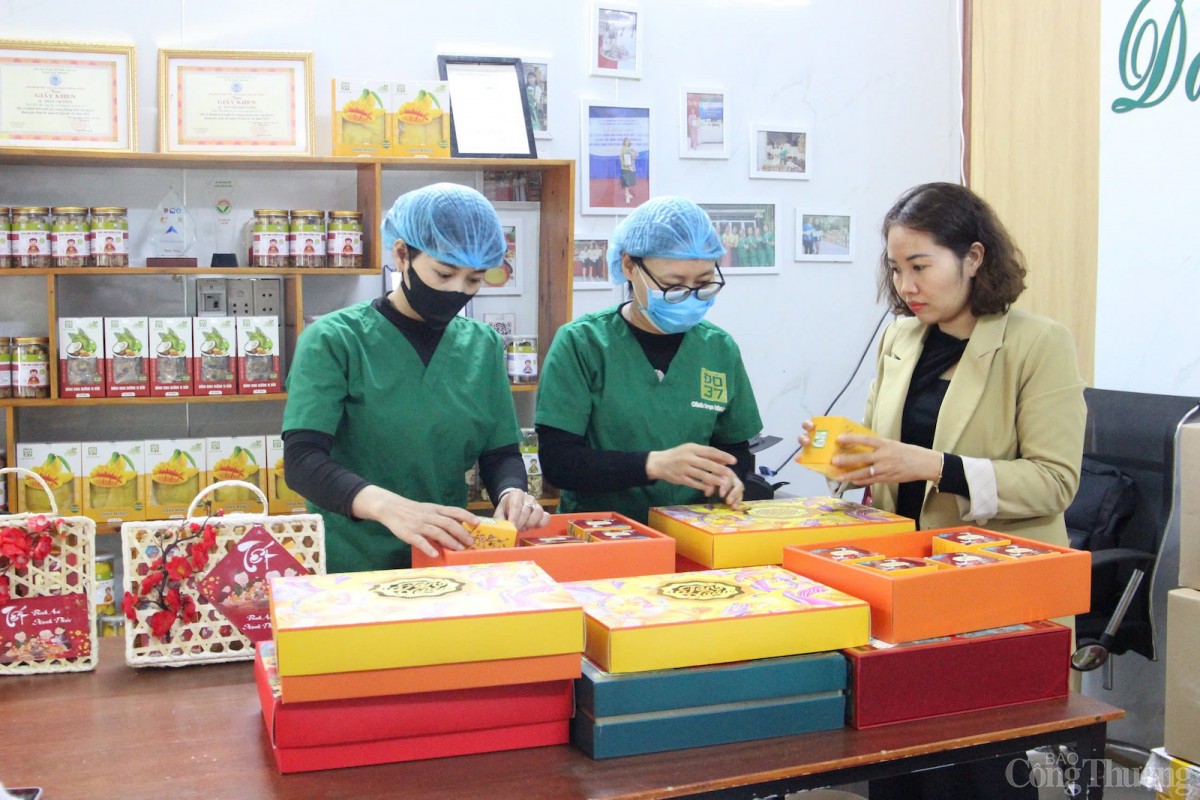 Giỏ quà Tết phân khúc từ 500.000 - 700.000 đồng/giỏ được lựa chọn nhiều nhất trong năm nay Giỏ quà Tết phân khúc từ 500.000 - 700.000 đồng/giỏ được lựa chọn nhiều nhất trong năm nay