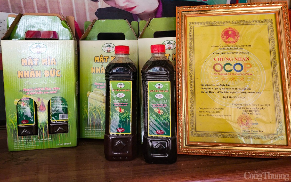 Mật mía Thọ Điền chất lượng thơm ngon, được chứng nhận sản phẩm OCOP 3 sao. Mật mía Thọ Điền chất lượng thơm ngon, được chứng nhận sản phẩm OCOP 3 sao.