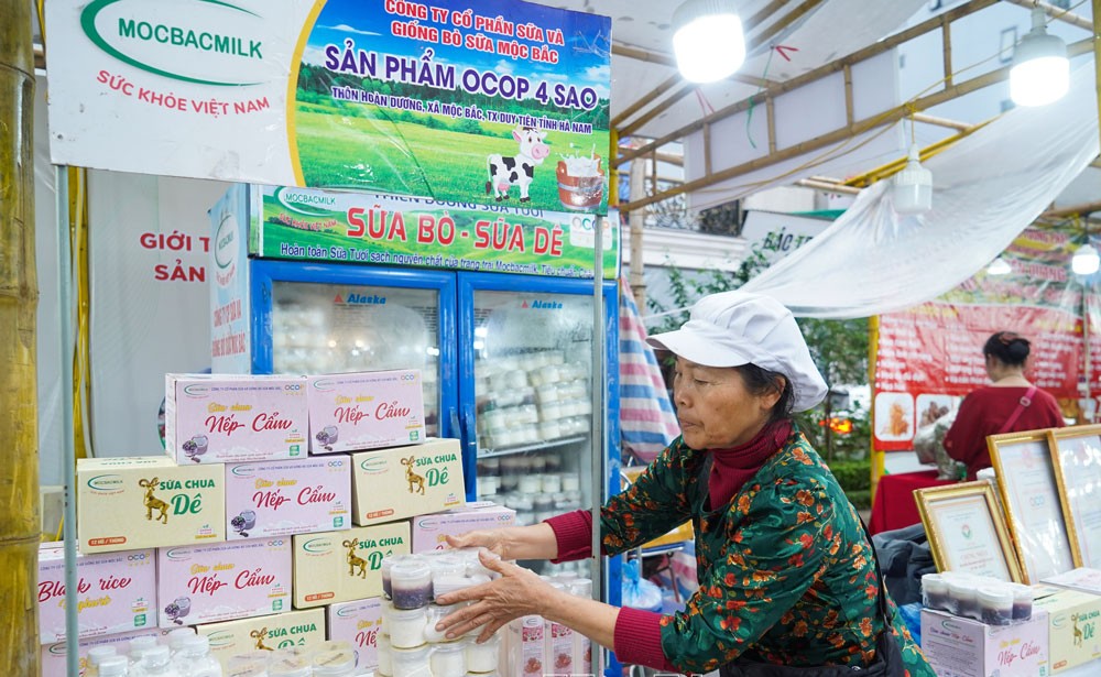 các sản phẩm chế biến từ sữa bò tươi của doanh nghiệp đạt tiêu chuẩn OCOP được người tiêu dùng tin tưởng, đón nhận