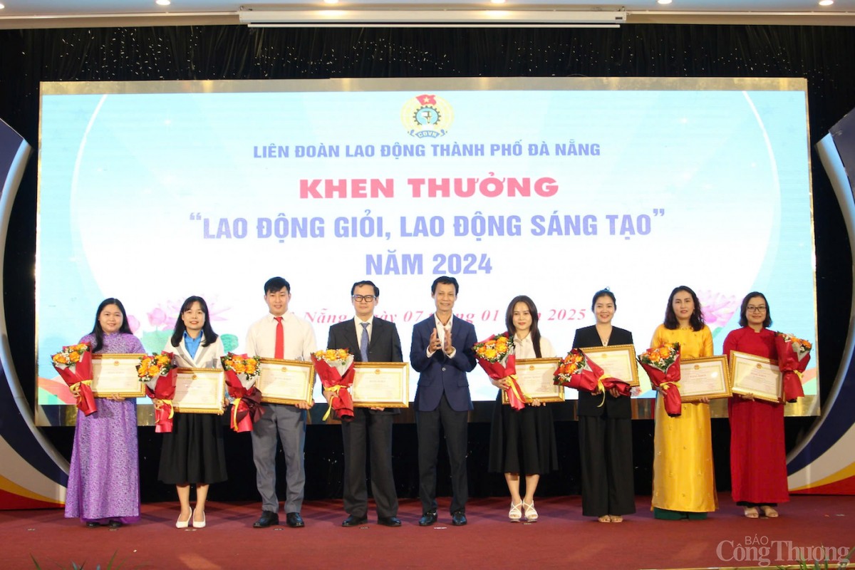 Trao Bằng khen cho các lao động giỏi, lao động sáng tạo TP. Đà Nẵng năm 2024 Trao Bằng khen cho các lao động giỏi, lao động sáng tạo TP. Đà Nẵng năm 2024