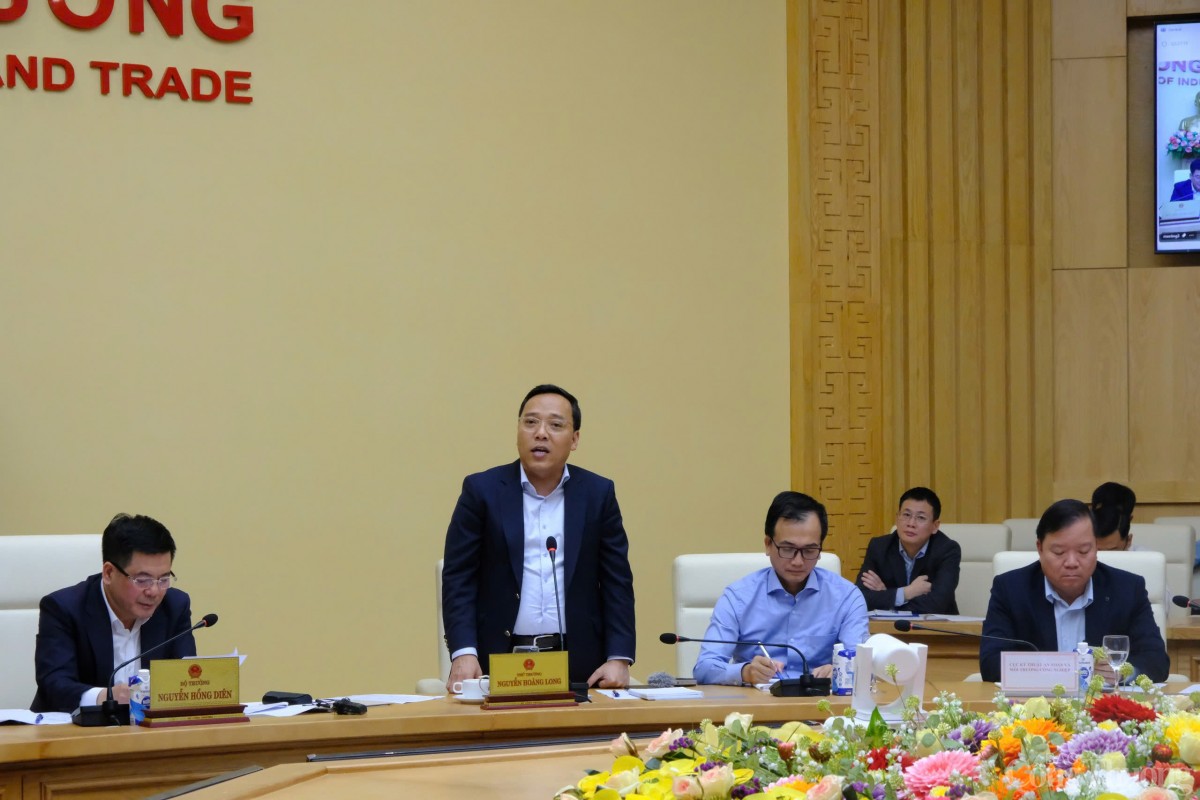 Đốc thúc triển khai Chỉ thị 01/CT-TTg về cung ứng điện Đốc thúc triển khai Chỉ thị 01/CT-TTg về cung ứng điện