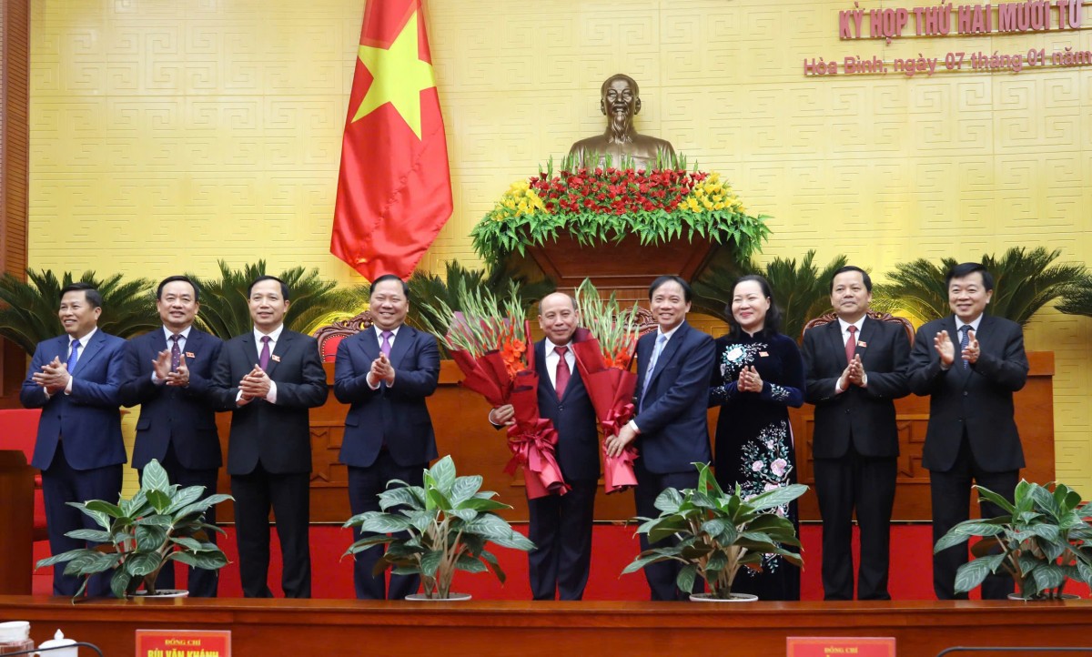 Hòa Bình có tân Chủ tịch UBND tỉnh