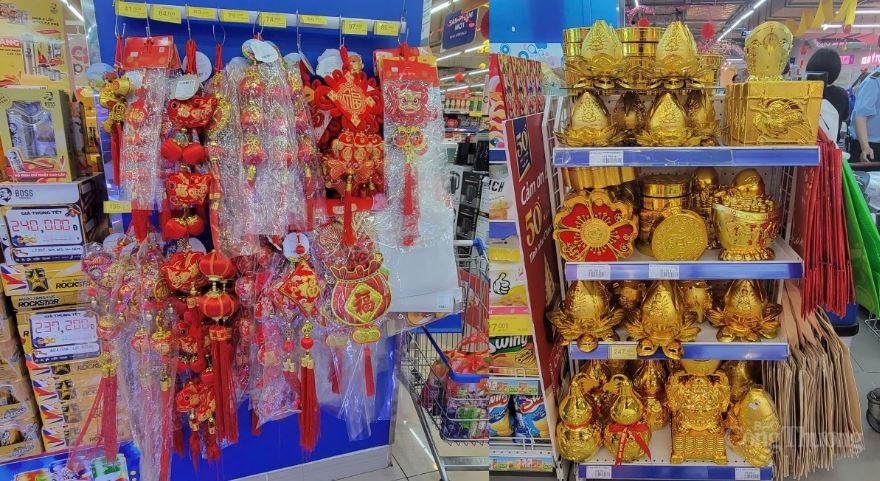 TP. Hồ Chí Minh: Đa dạng hàng trang trí Tết TP. Hồ Chí Minh: Đa dạng hàng trang trí Tết