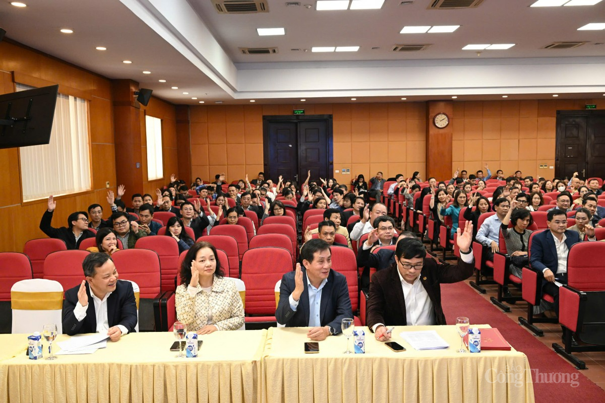 CHÙM ẢNH: Hội nghị cán bộ, viên chức Bộ Công Thương 2025