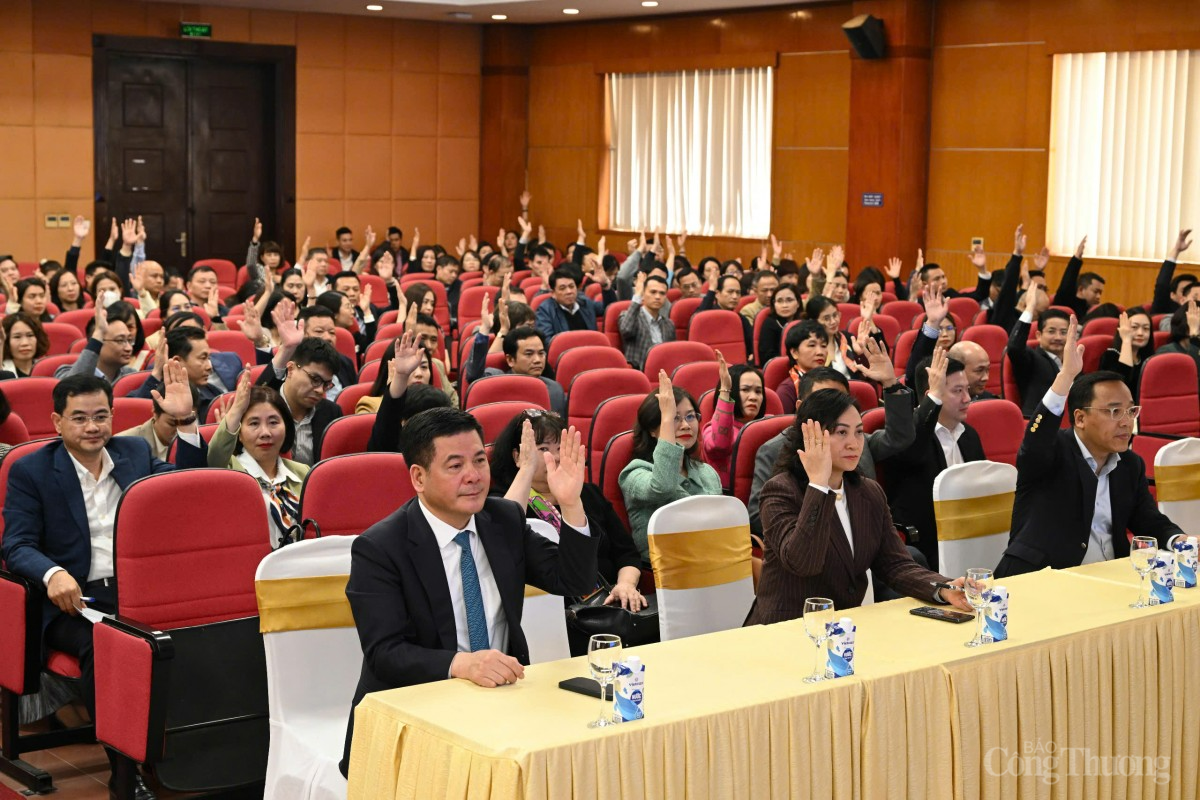 CHÙM ẢNH: Hội nghị cán bộ, viên chức Bộ Công Thương 2025