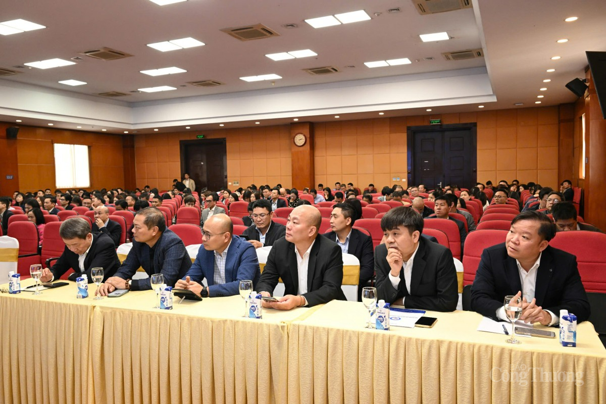 CHÙM ẢNH: Hội nghị cán bộ, viên chức Bộ Công Thương 2025