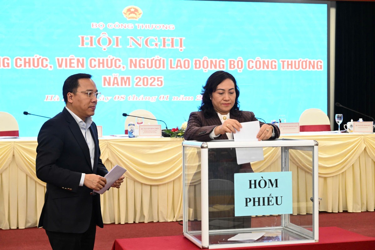 CHÙM ẢNH: Bộ Công Thương tổ chức Hội nghị cán bộ, viên chức năm 2025