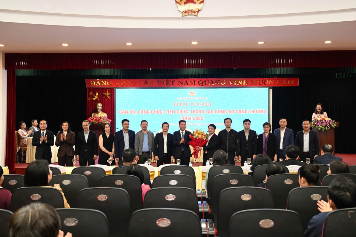 CHÙM ẢNH: Bộ Công Thương tổ chức Hội nghị cán bộ, viên chức năm 2025