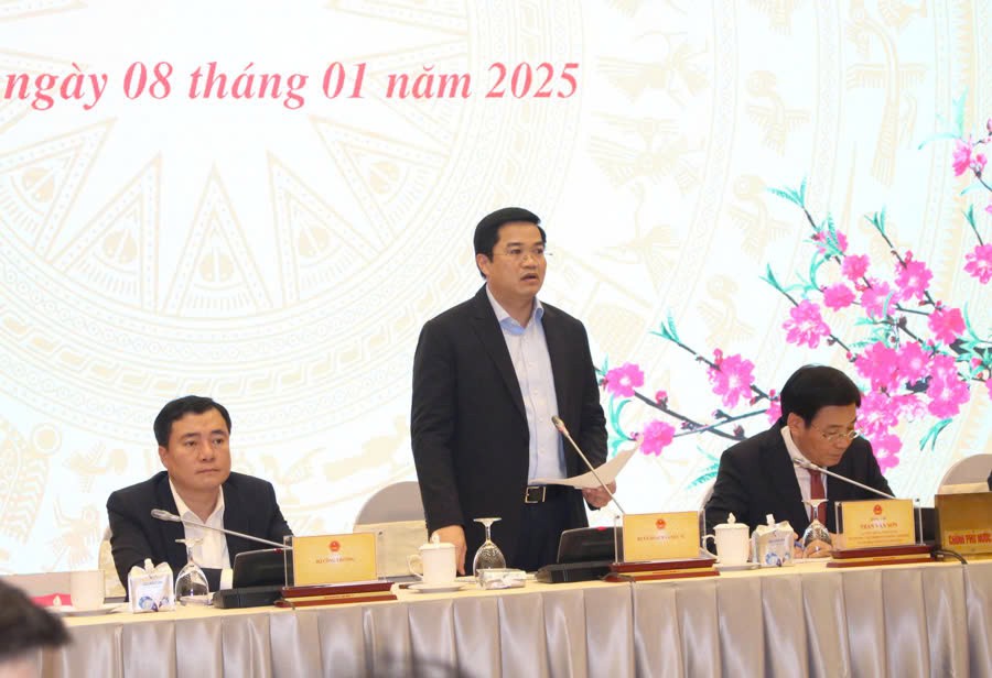 Thứ trưởng Bộ Kế hoạch và Đầu tư Nguyễn Đức Tâm phát biểu tại buổi họp báo Chính phủ thường kỳ. Thứ trưởng Bộ Kế hoạch và Đầu tư Nguyễn Đức Tâm phát biểu tại buổi họp báo Chính phủ thường kỳ.