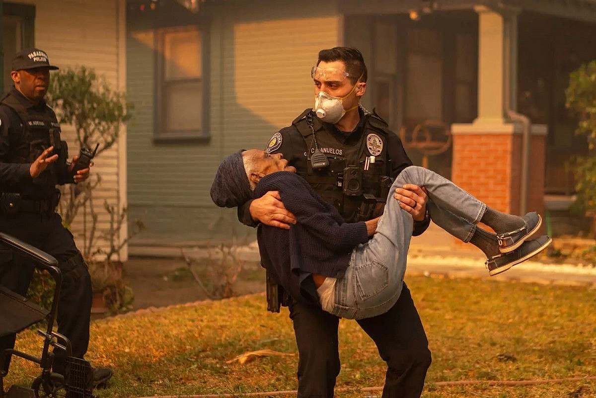 Los Angeles hứng chịu đợt cháy rừng tồi tệ nhất lịch sử