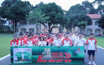 PV GAS VUNG TAU-Đi bộ leo núi khởi động năm mới 2025