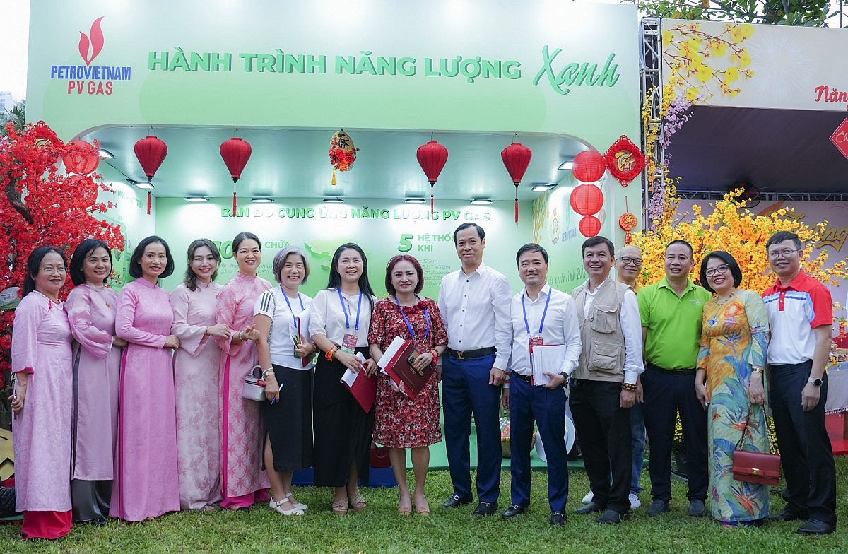 PV GAS D được Sở Công Thương Bà Rịa-Vũng Tàu khen thưởng PV GAS D được Sở Công Thương Bà Rịa-Vũng Tàu khen thưởng